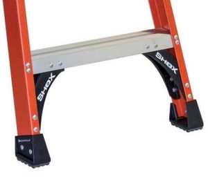 Ladder Feet Detail on Louisville Type IAA Pinnacle Platform Ladder