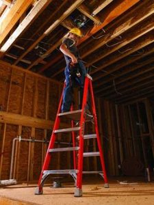 Pinnacle Platform Ladder | Louisville Type IA | FXP1700 Series Product In Use